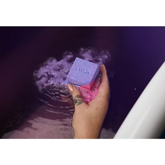 NIB LUSH Bathing For Health & Happiness Bath Bomb Duo Gift Box - Picture 3 of 4